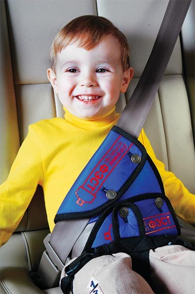 Бустер для дітей в машину з якого віку за правилами 2017