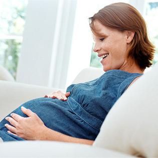 Коли починає ворушитися дитина при 2 вагітності