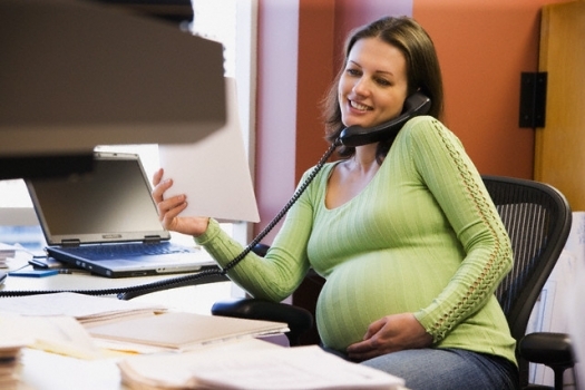 Сколько часов должна работать беременная женщина в день по закону