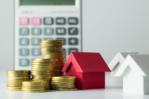 Платят ли пенсионеры налог с продажи квартиры менее 3 лет в собственности